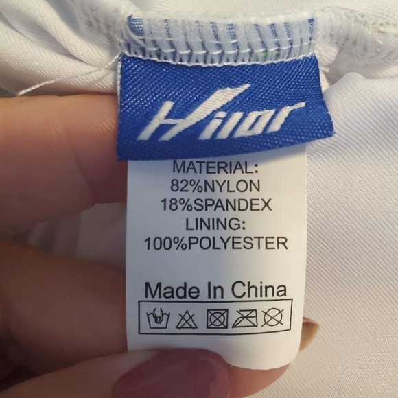 NEW Hilor V-Neck Ruffled Monokini Swimsuit - Picture 14 of 16